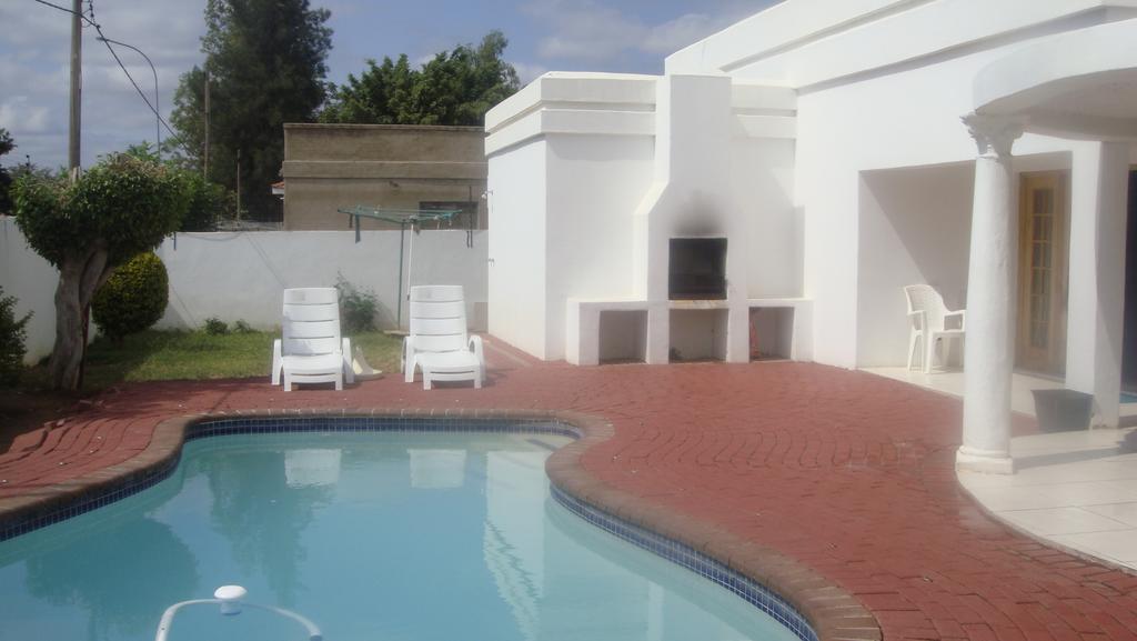 Maison Calme Gaborone Buitenkant foto