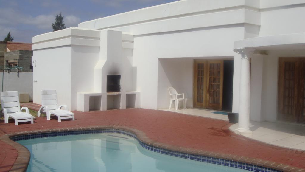 Maison Calme Gaborone Buitenkant foto